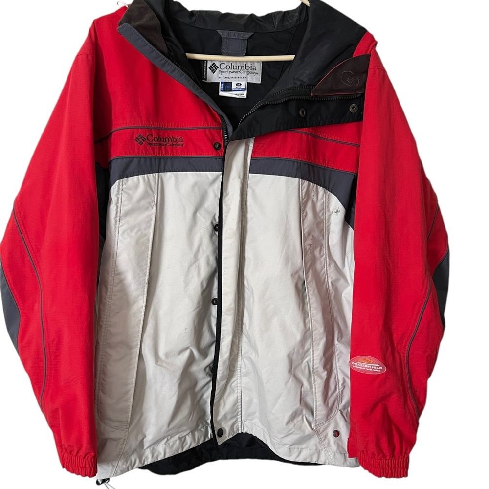 COLUMBIA SPORTSWEAR COMPANY MEN’S WATERPROOF LINED ZIPPERED HOODED JACKE…